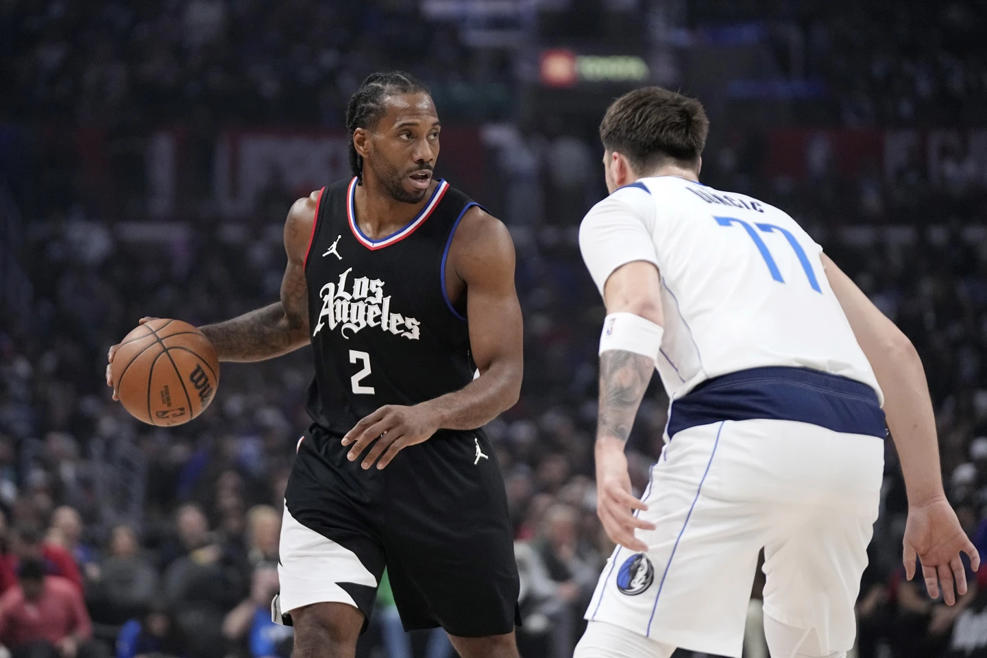 Mavericks Claw Back to Steal Game 2 From Clippers