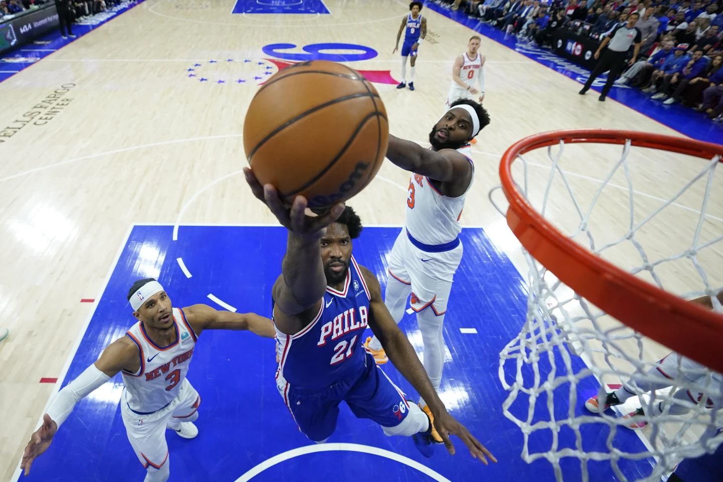 Joel Embiid Erupts for 50 points as Sixers Stave Off Knicks